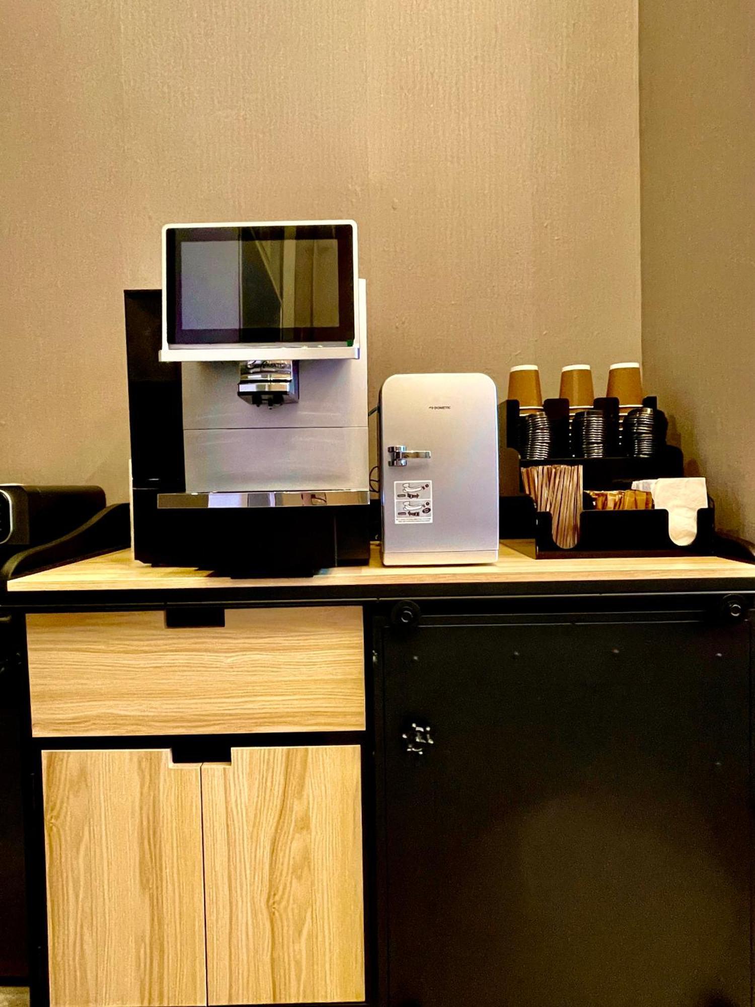 木居 Woody House Hotel Hong Kong Bagian luar foto
