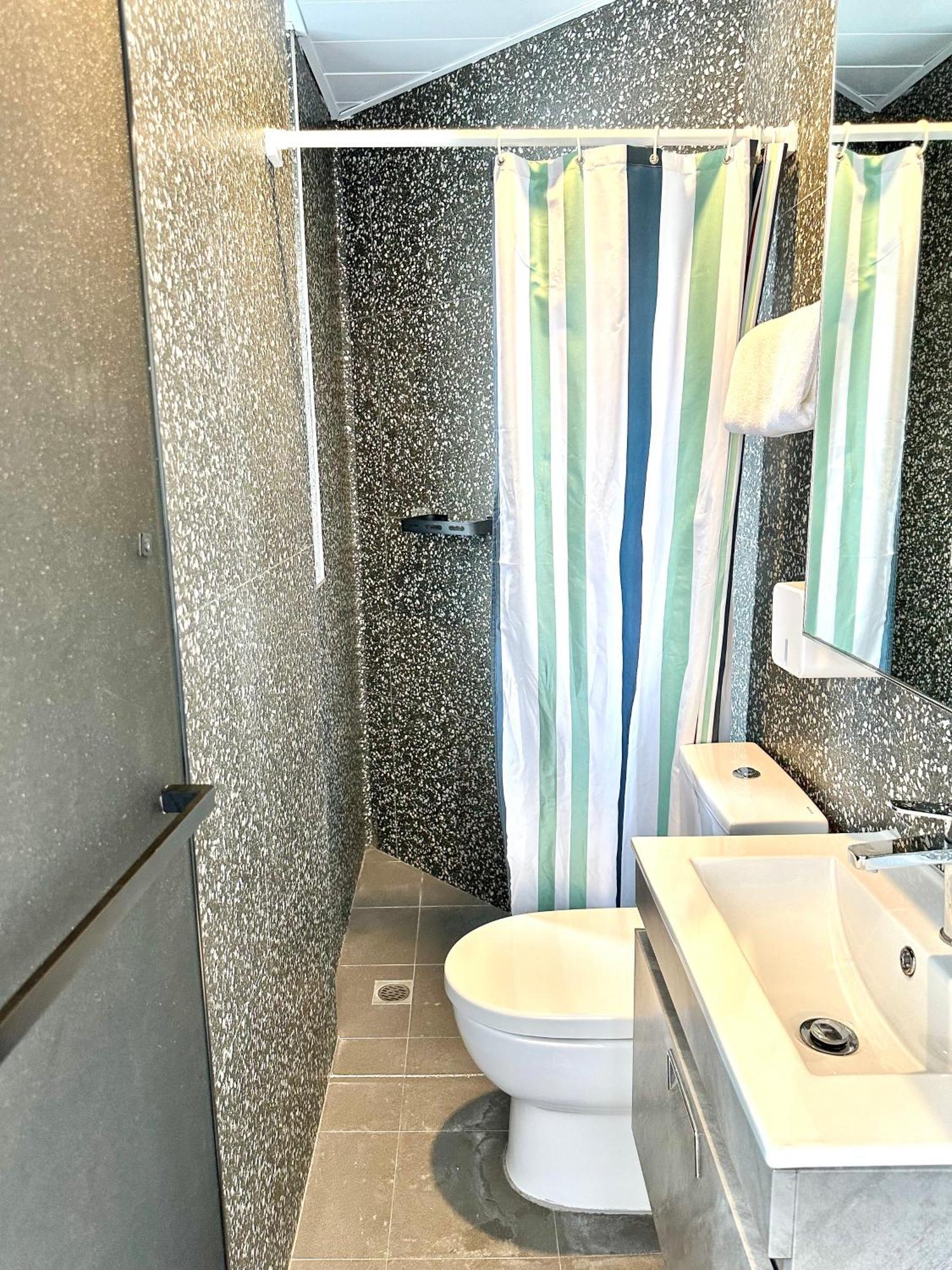 木居 Woody House Hotel Hong Kong Bagian luar foto