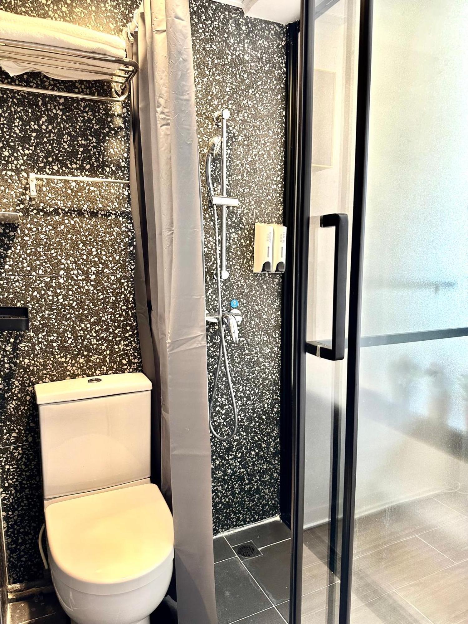 木居 Woody House Hotel Hong Kong Bagian luar foto
